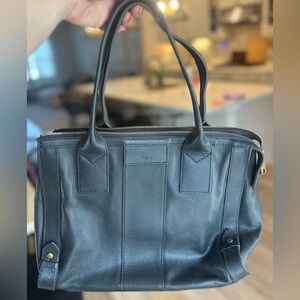 Fossil Gwen Black Leather Satchel Shoulder Bag Zip Top Pebbled leather
